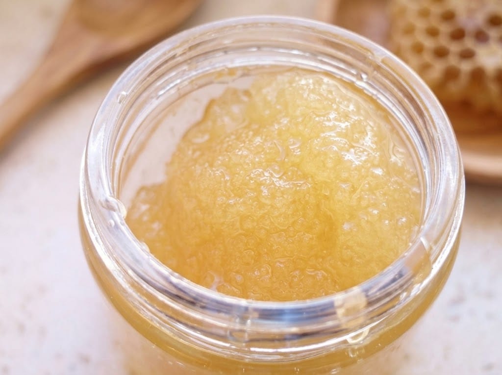 Mật ong kết tinh có phải là mật giả