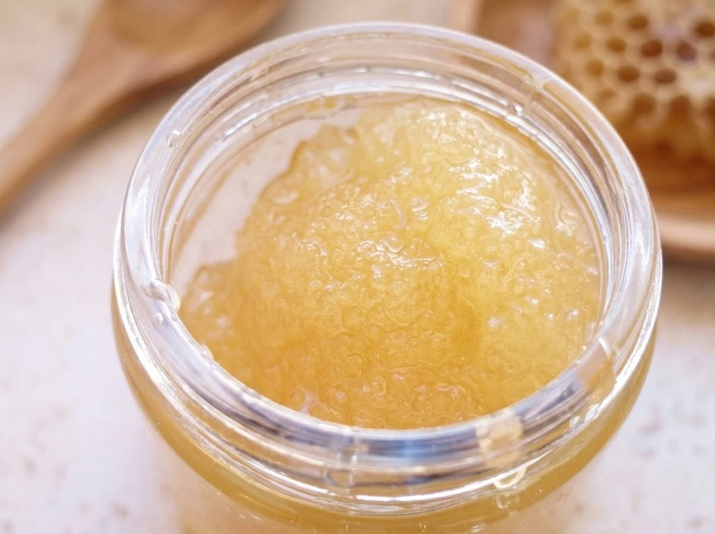 3 điều cần biết: tại sao mật ong kết tinh? Có phải kiến bu là mật giả? | Bách Vị B’lao 2 unnamed 39