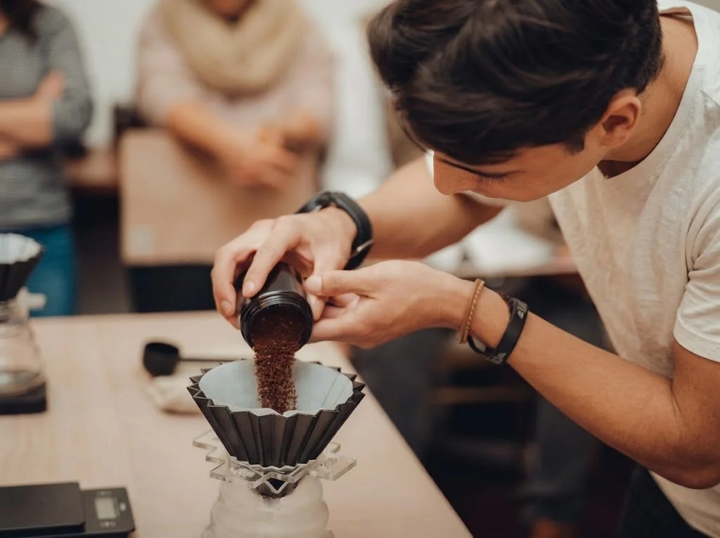 Pha chế đồ uống với trà rang houjicha